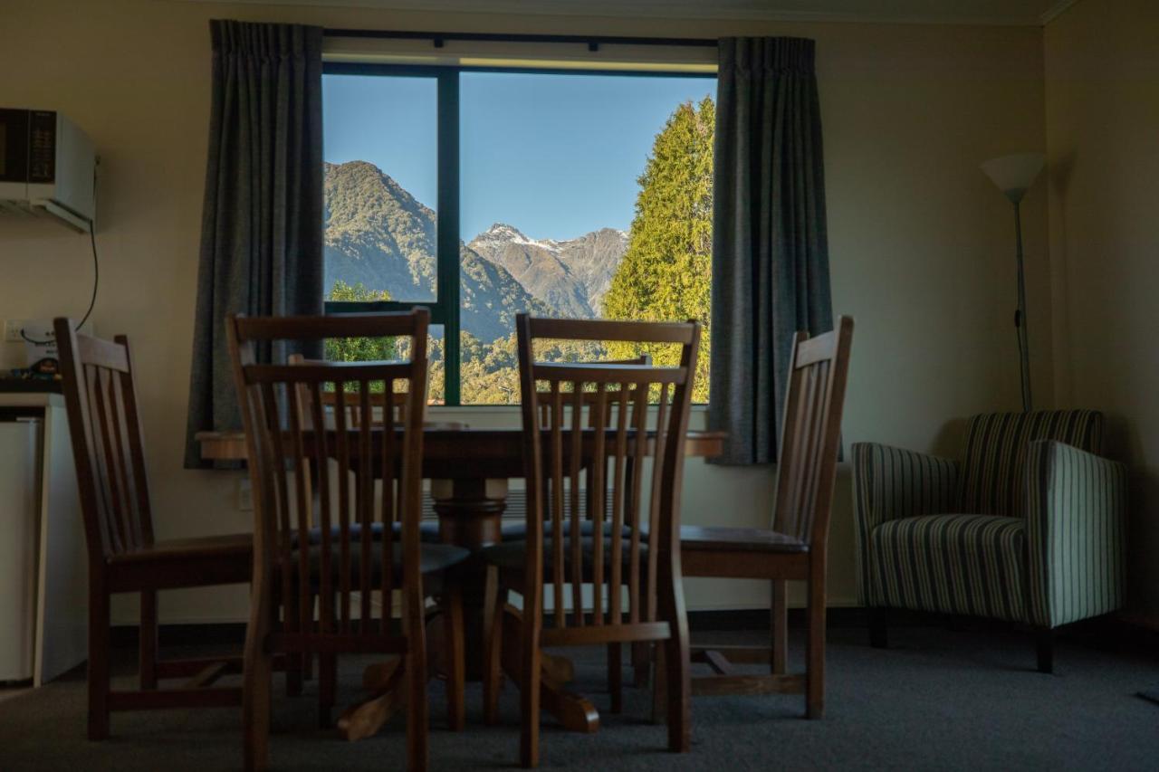 Rainforest Motel Fox Glacier Esterno foto