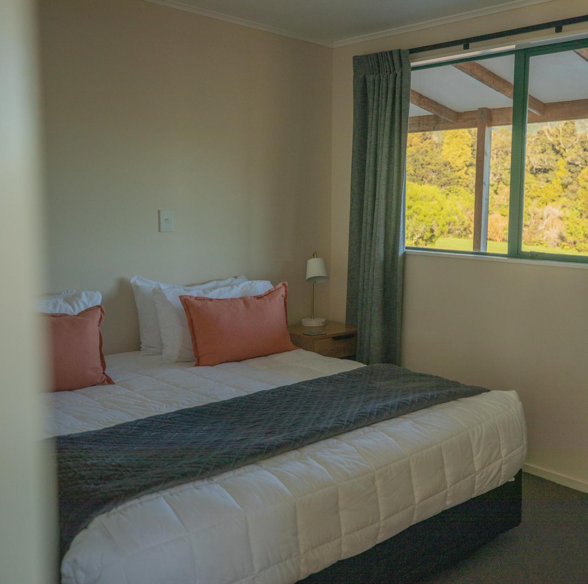 Rainforest Motel Fox Glacier Esterno foto