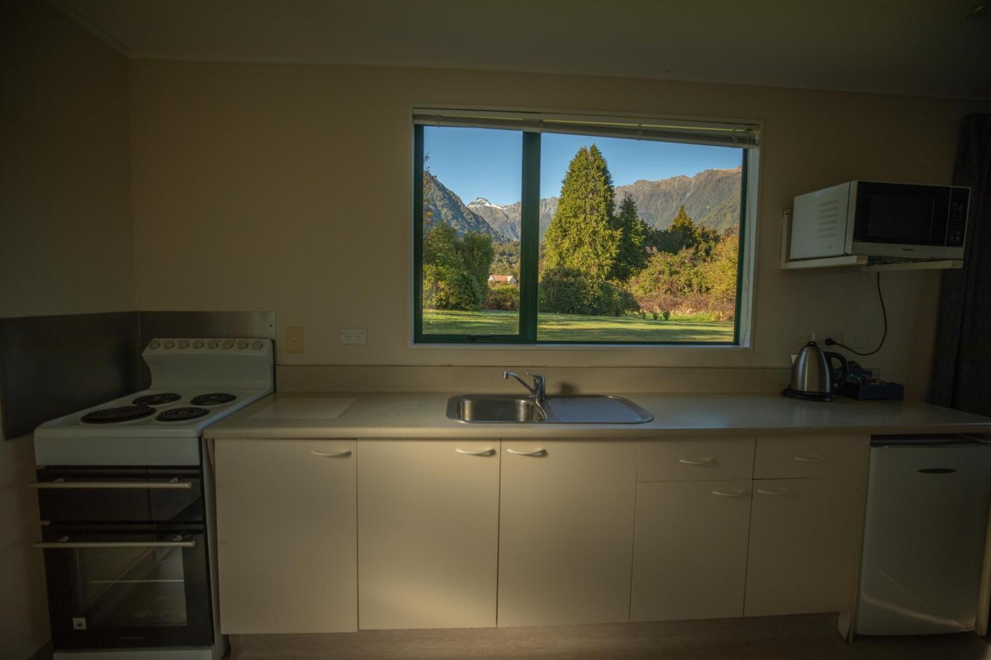 Rainforest Motel Fox Glacier Camera foto