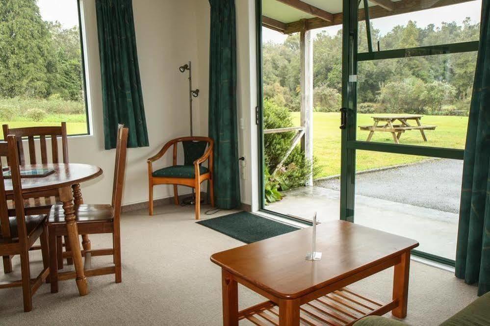Rainforest Motel Fox Glacier Esterno foto
