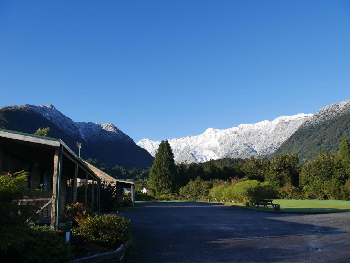 Rainforest Motel Fox Glacier Esterno foto